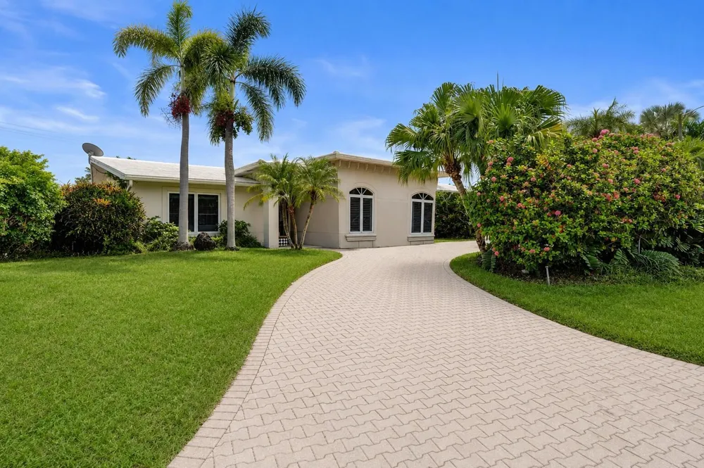2756 NE 35th Street Fort Lauderdale, FL 33306