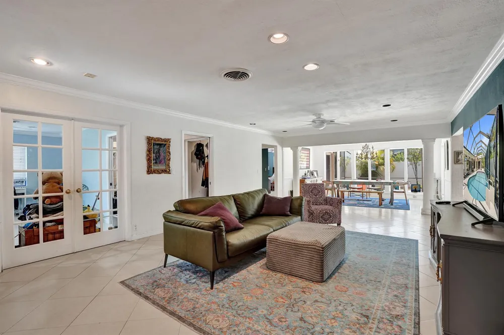 2756 NE 35th Street Fort Lauderdale, FL 33306