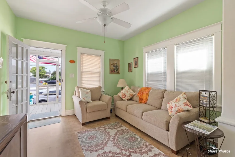 5806 New Jersey Avenue Wildwood Crest, NJ 08260