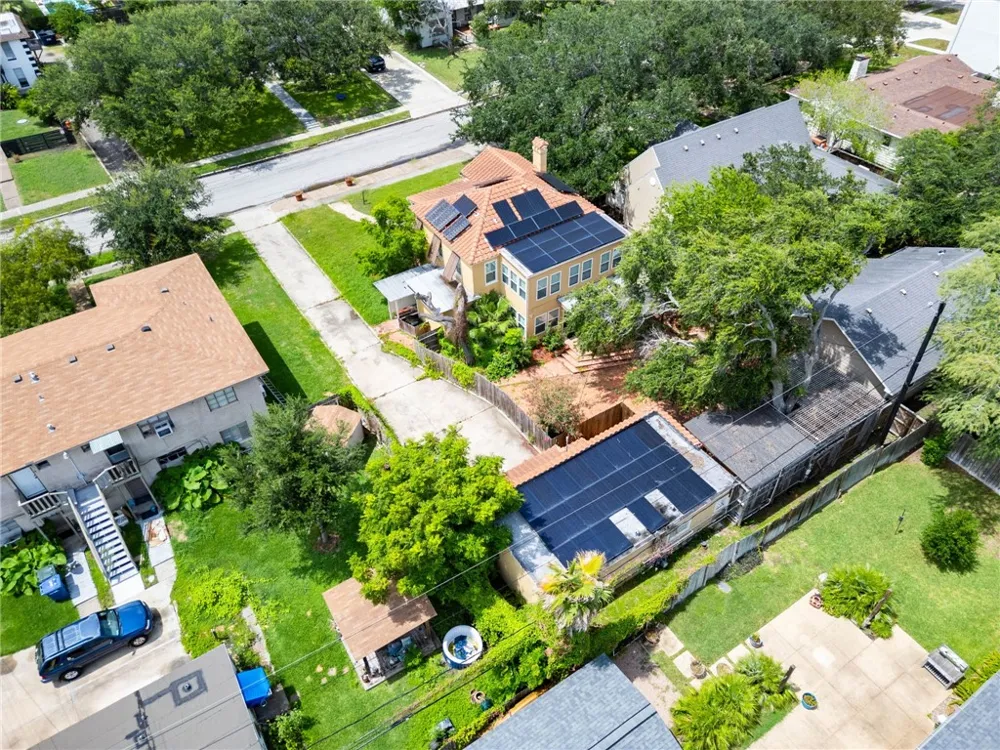 239 Indiana Avenue #- Corpus Christi, TX 78404