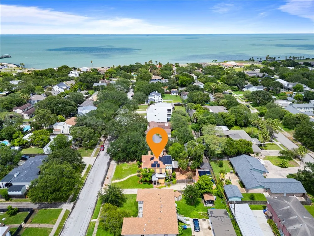 239 Indiana Avenue #- Corpus Christi, TX 78404