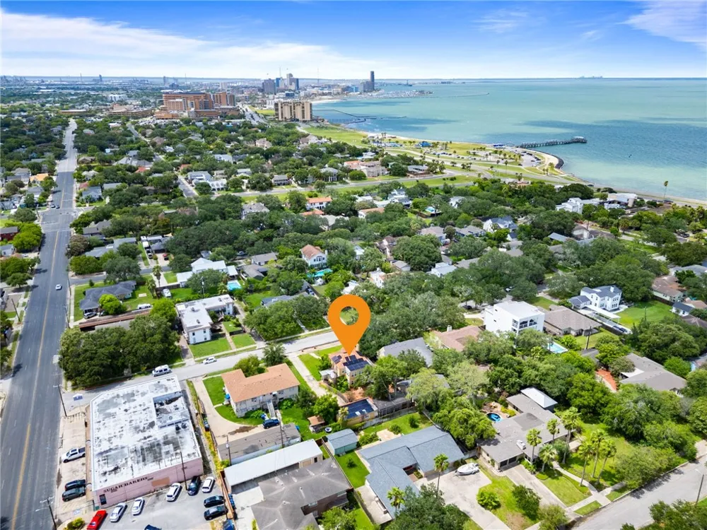 239 Indiana Avenue #- Corpus Christi, TX 78404
