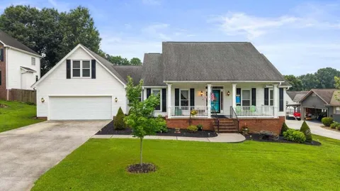327 Mill Creek Trail NE