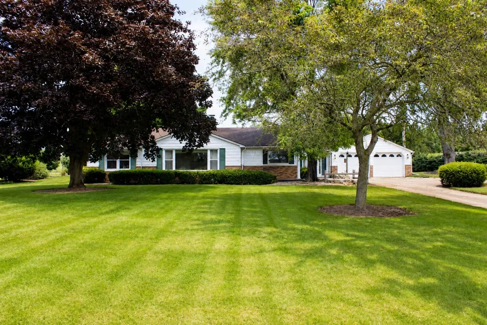 28234 M-60 Cassopolis, MI 49031
