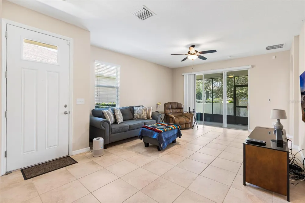 7727 TIMBERVIEW LOOP Wesley Chapel, FL 33545