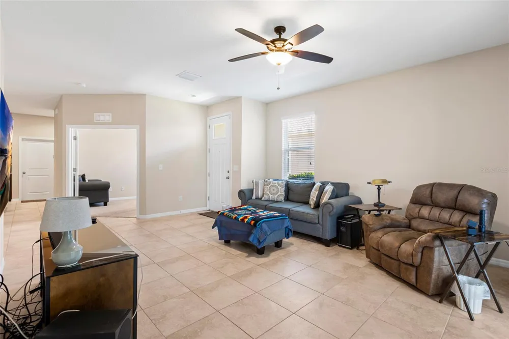 7727 TIMBERVIEW LOOP Wesley Chapel, FL 33545