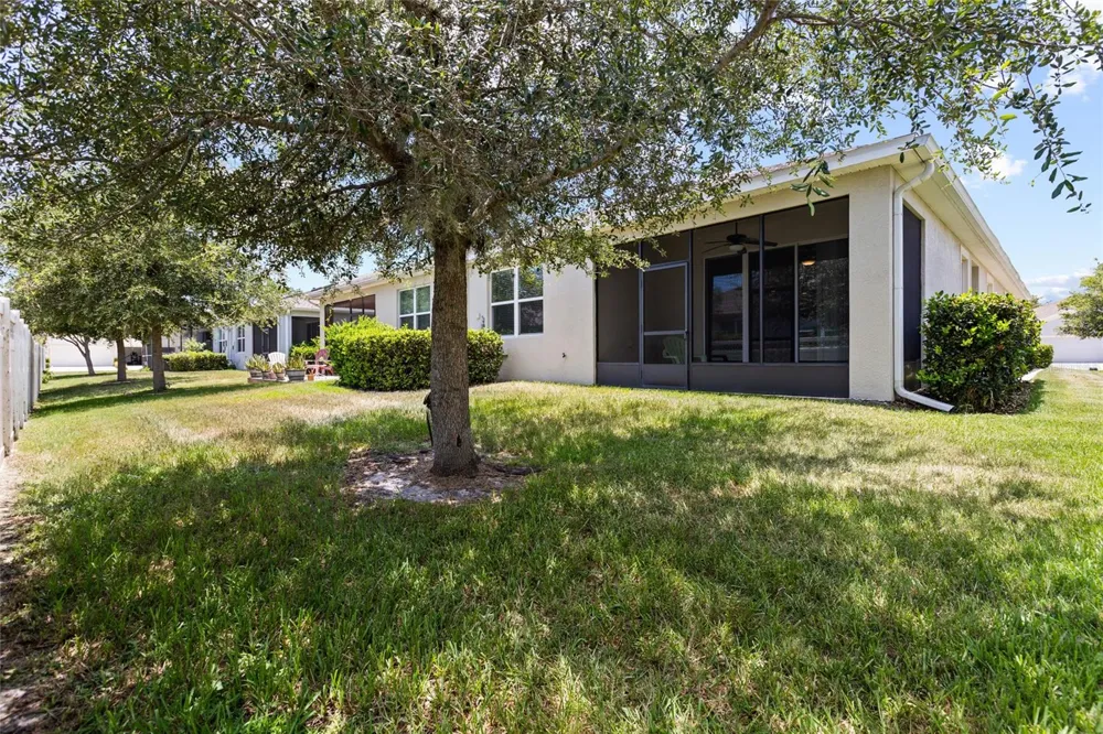 7727 TIMBERVIEW LOOP Wesley Chapel, FL 33545