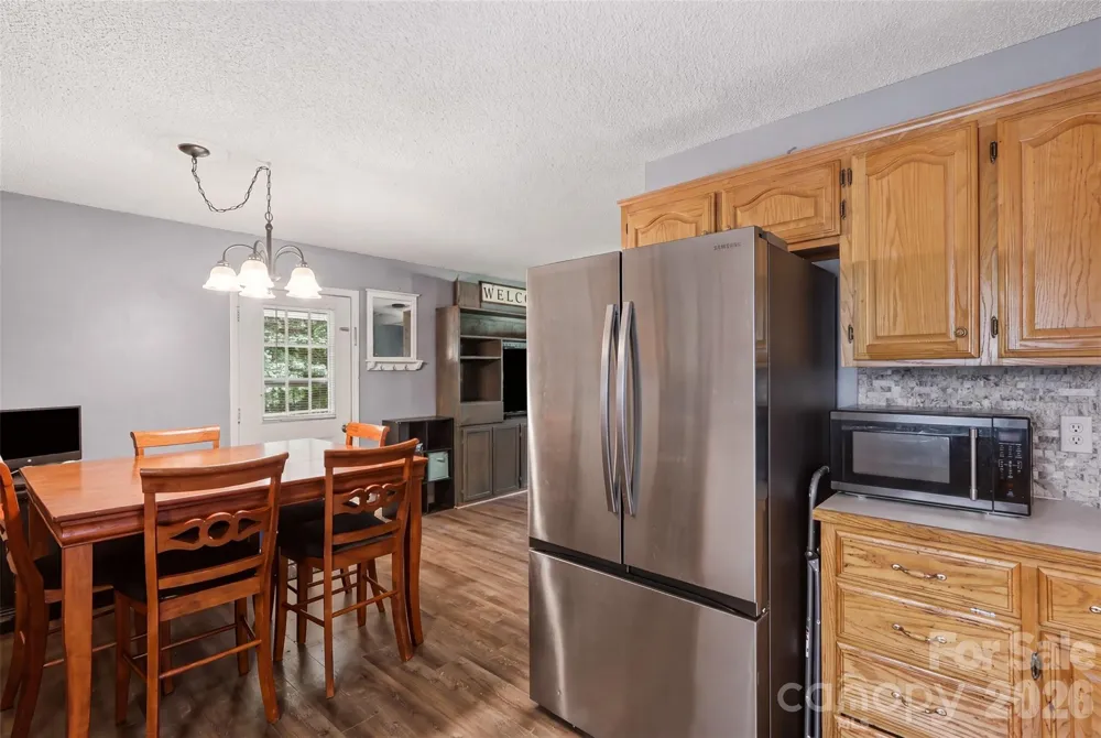106 Arlington Avenue Jonesville, NC 28642