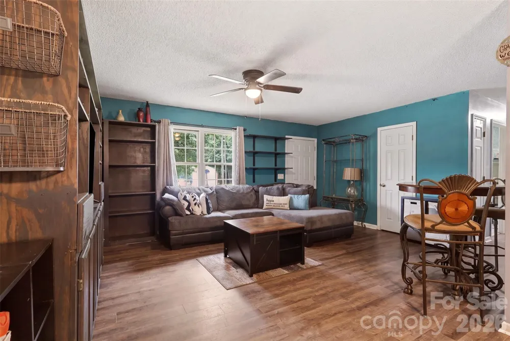 106 Arlington Avenue Jonesville, NC 28642