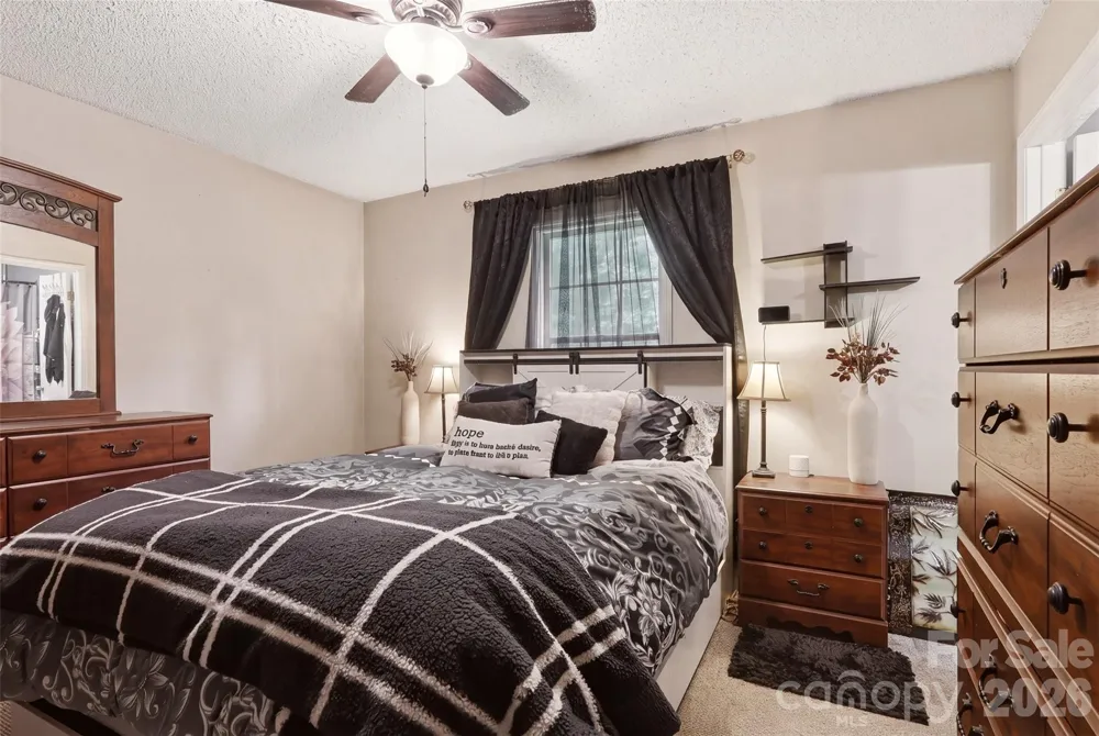106 Arlington Avenue Jonesville, NC 28642
