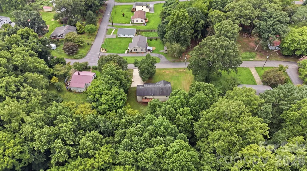 106 Arlington Avenue Jonesville, NC 28642