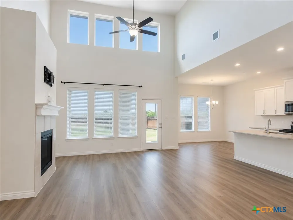 262 Little Bridge Drive Lavon, TX 75166