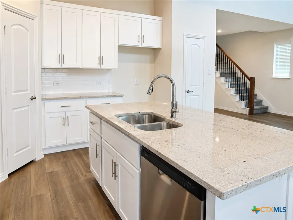 262 Little Bridge Drive Lavon, TX 75166