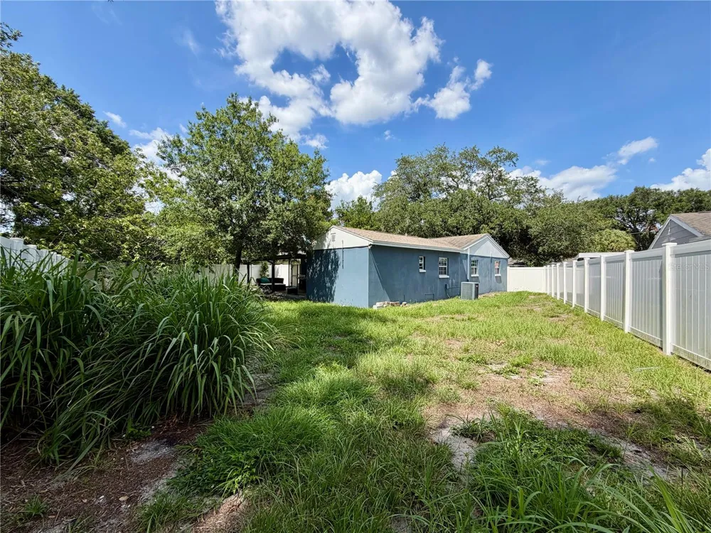 3926 W CHERRY STREET Tampa, FL 33607