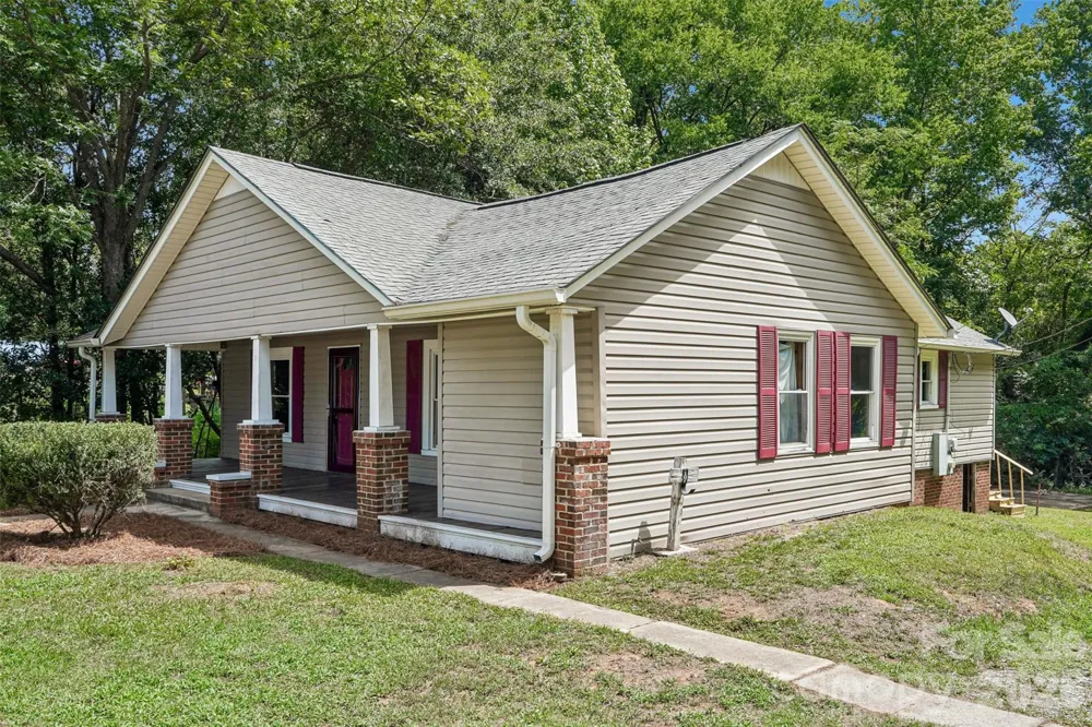 35 Marsh Avenue Wadesboro, NC 28170