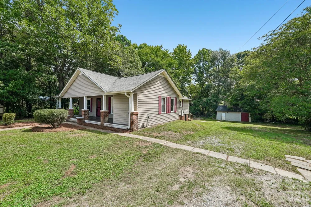 35 Marsh Avenue Wadesboro, NC 28170
