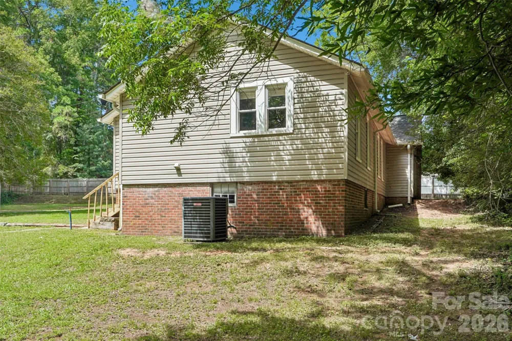 35 Marsh Avenue Wadesboro, NC 28170
