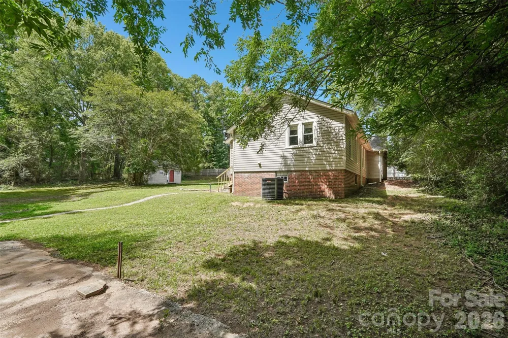 35 Marsh Avenue Wadesboro, NC 28170
