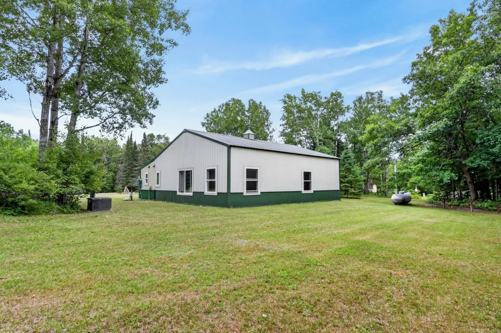 28750 Prairie Lake Road Grand Rapids, MN 55744