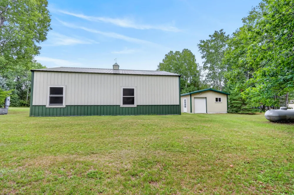 28750 Prairie Lake Road Grand Rapids, MN 55744