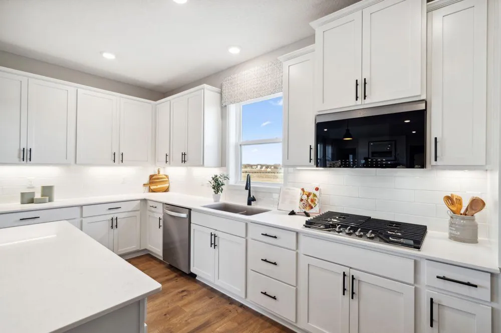 3788 Brookside Drive Chaska, MN 55318