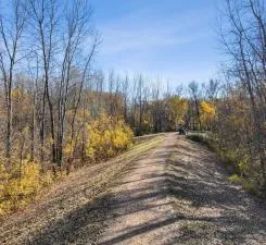 3788 Brookside Drive Chaska, MN 55318