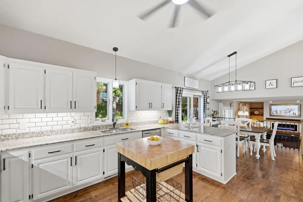 5790 Newgate Avenue Stillwater, MN 55082