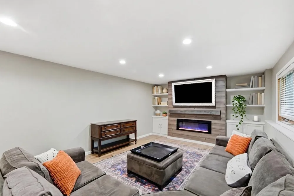 5790 Newgate Avenue Stillwater, MN 55082