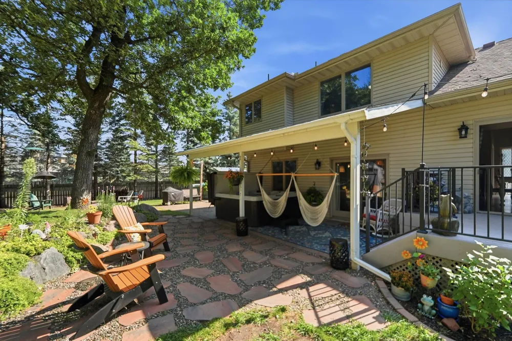 5790 Newgate Avenue Stillwater, MN 55082