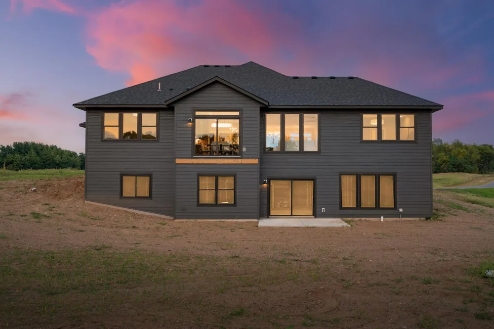 11309 238th Avenue NW Zimmerman, MN 55398