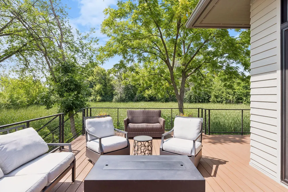 324 Hampton Street Wayzata, MN 55391