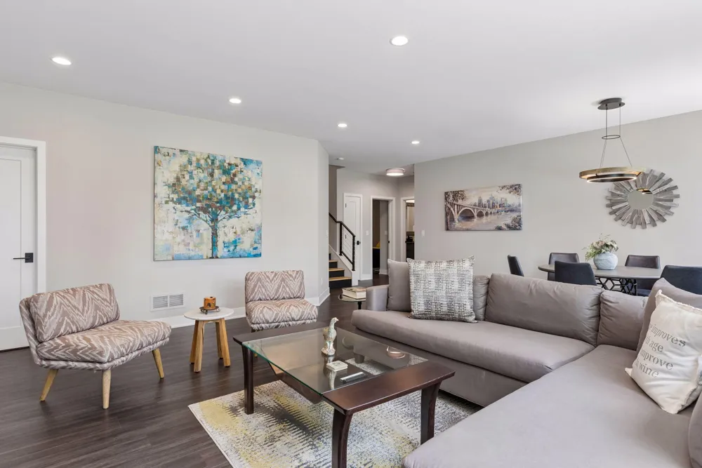 324 Hampton Street Wayzata, MN 55391