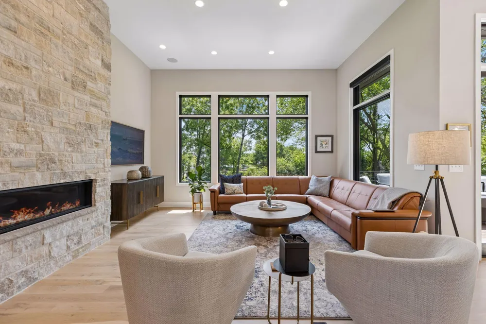 324 Hampton Street Wayzata, MN 55391