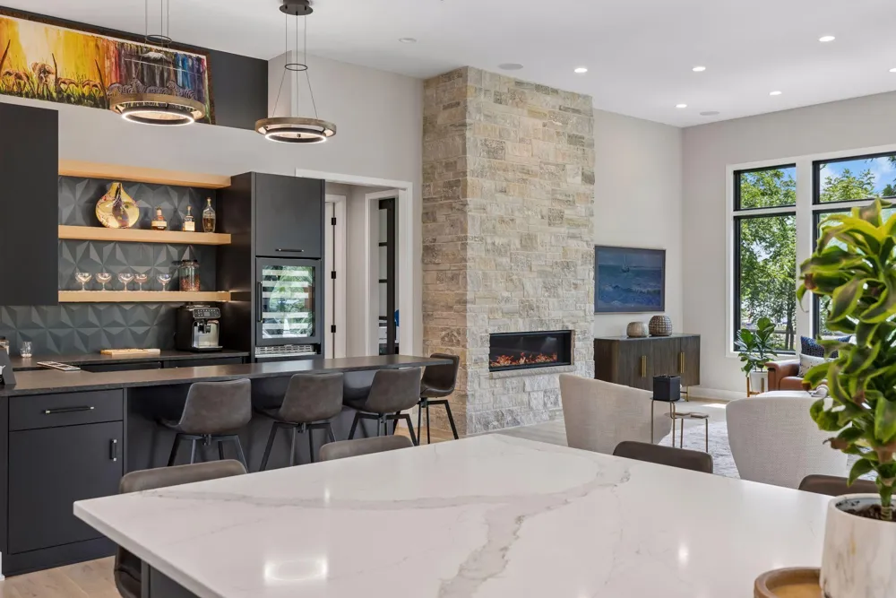 324 Hampton Street Wayzata, MN 55391