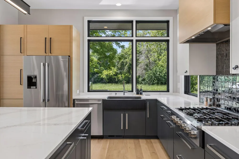 324 Hampton Street Wayzata, MN 55391