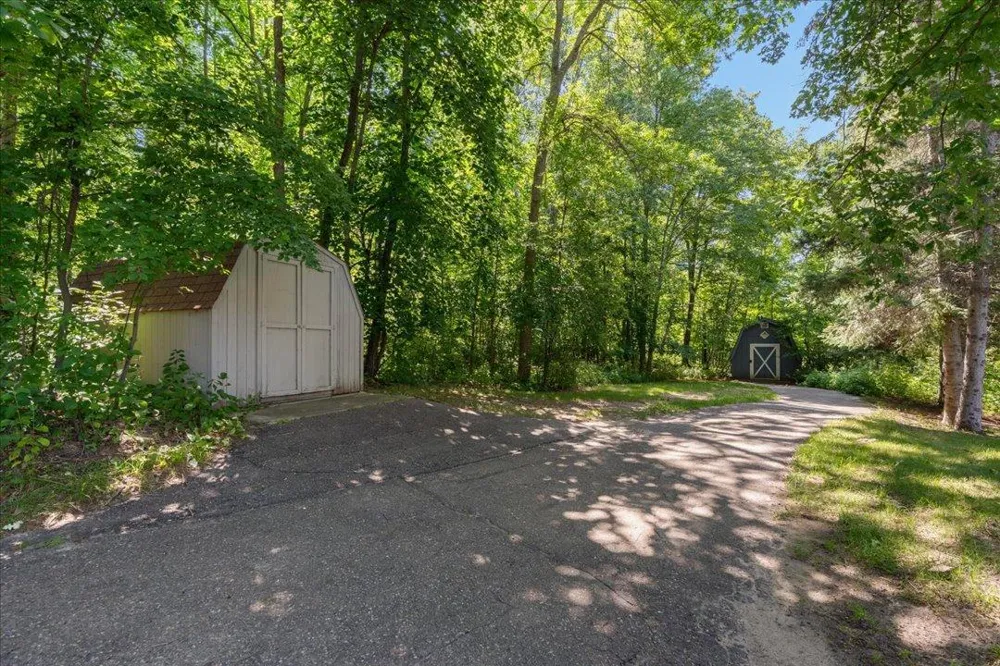 6965 Shingobee Road NW Walker, MN 56484
