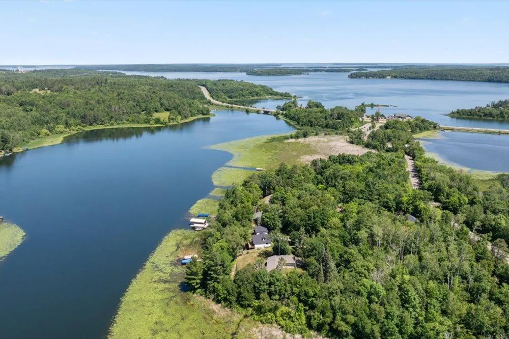 6965 Shingobee Road NW Walker, MN 56484