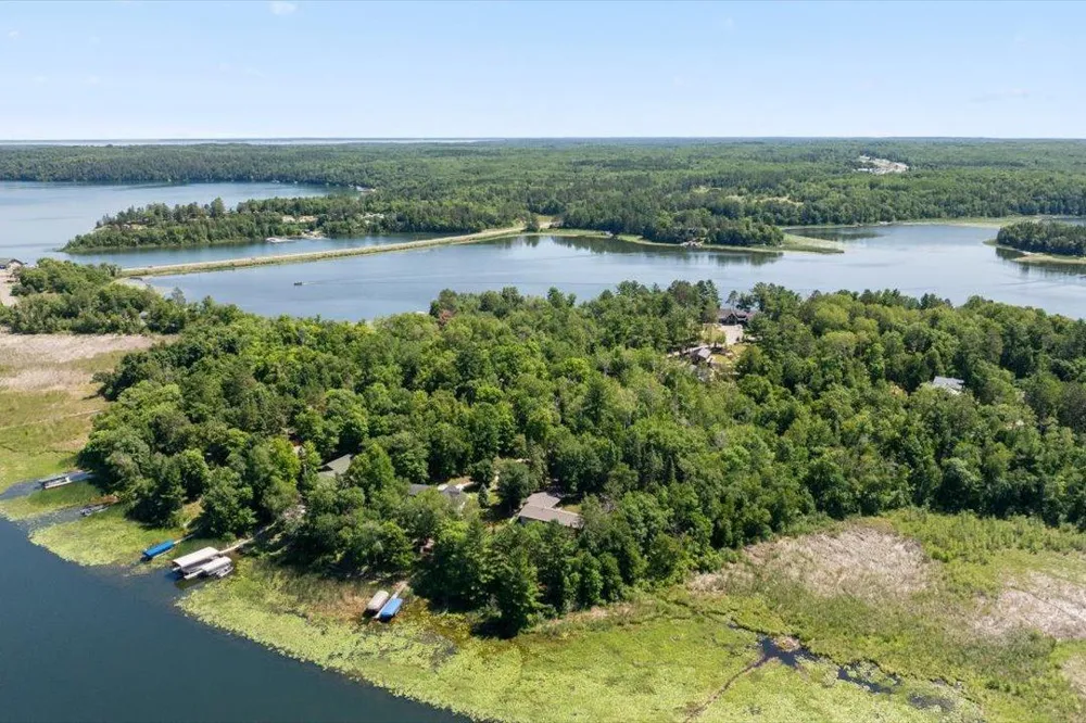 6965 Shingobee Road NW Walker, MN 56484