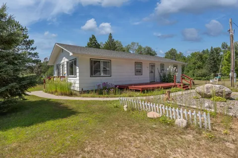 1958 Himark Lane NE