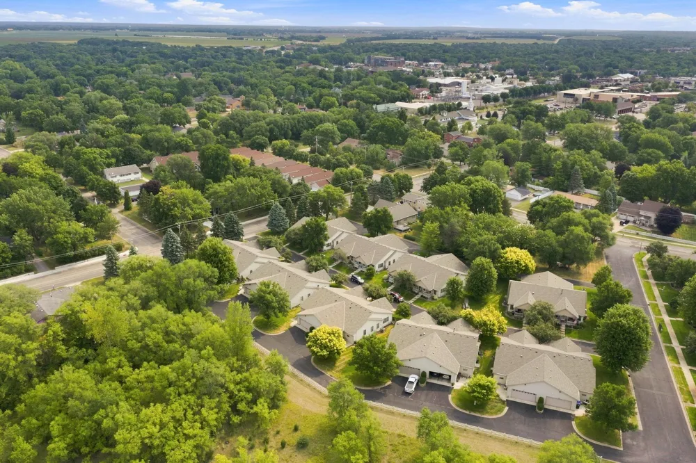609 Vine Lane Monticello, MN 55362