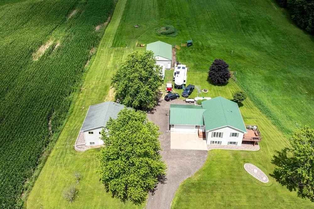 E3571 810th Avenue Menomonie, WI 54751