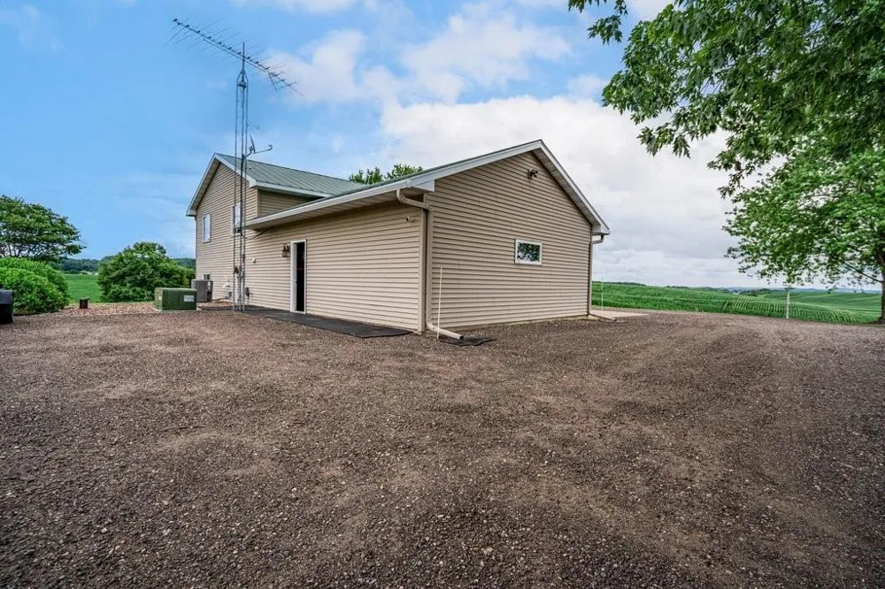 E3571 810th Avenue Menomonie, WI 54751