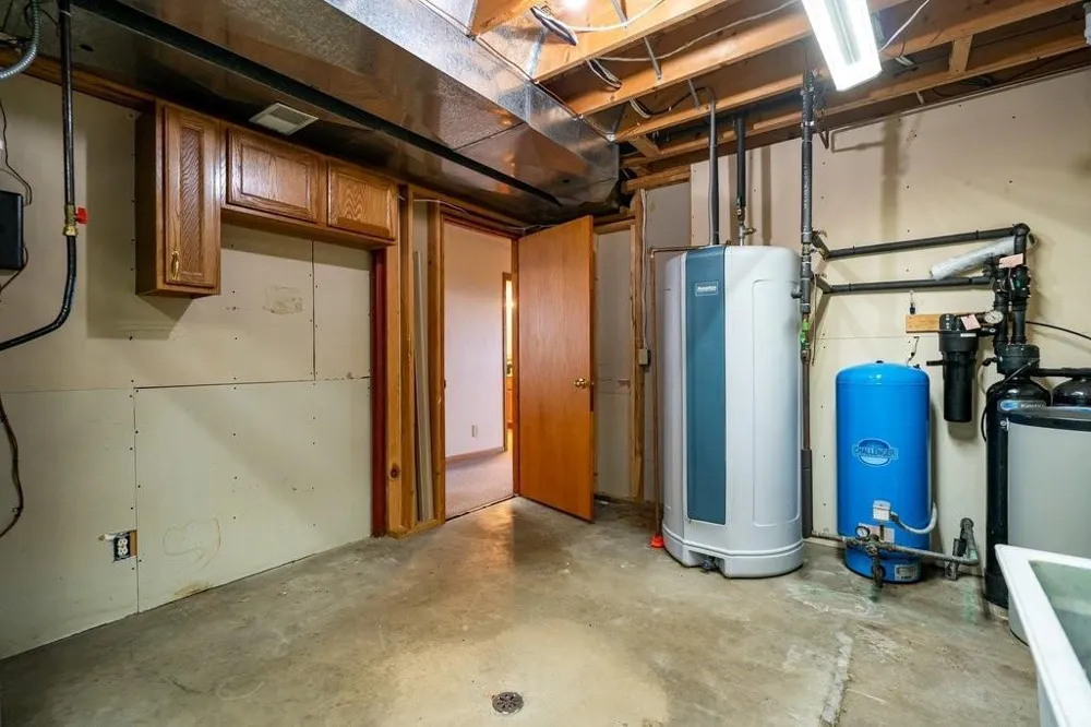 E3571 810th Avenue Menomonie, WI 54751