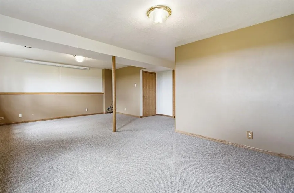 E3571 810th Avenue Menomonie, WI 54751