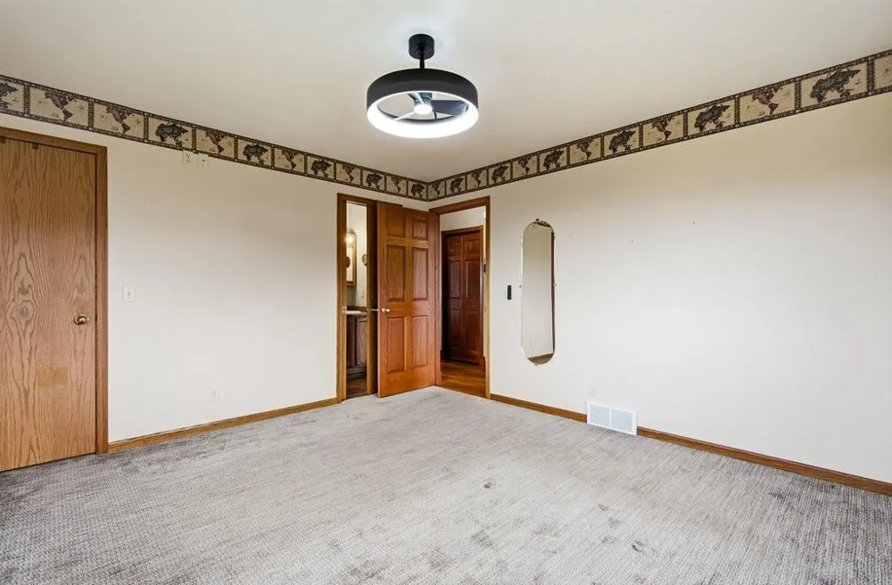 E3571 810th Avenue Menomonie, WI 54751