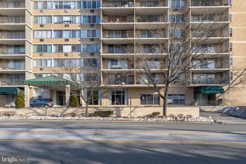 1401 PENNSYLVANIA AVENUE #208