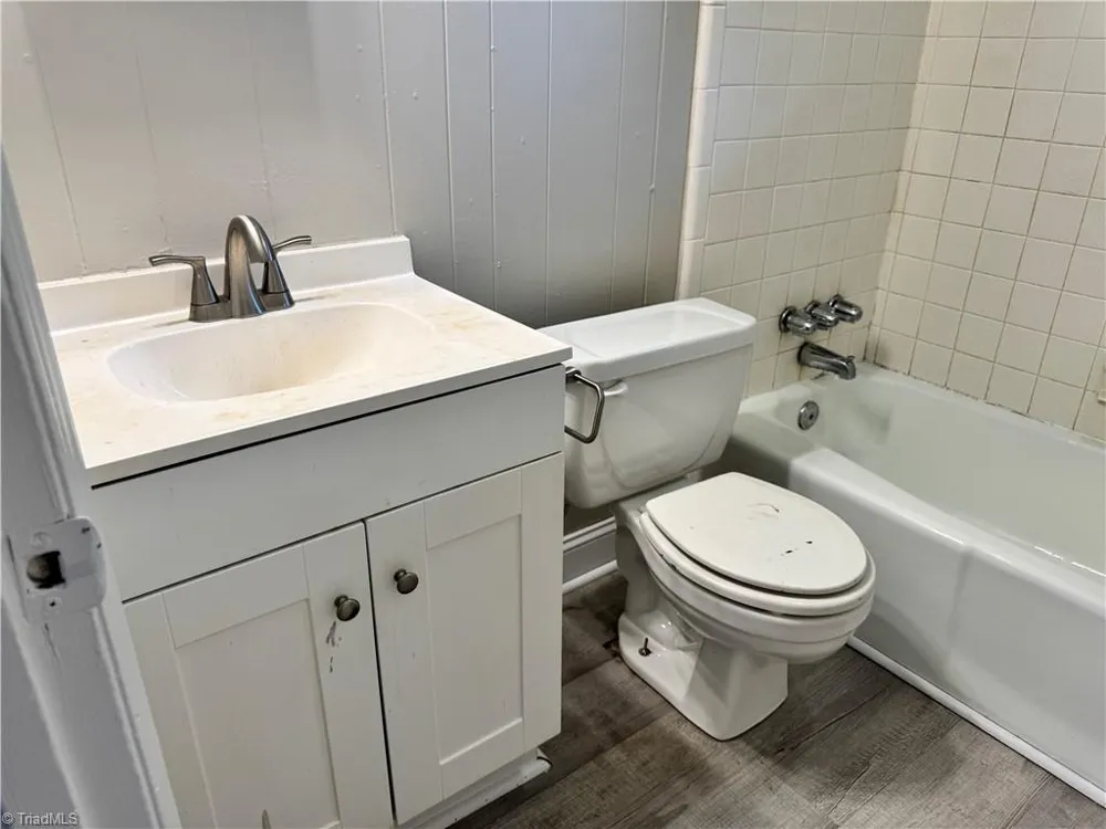 511 Everett Lane #2 High Point, NC 27262