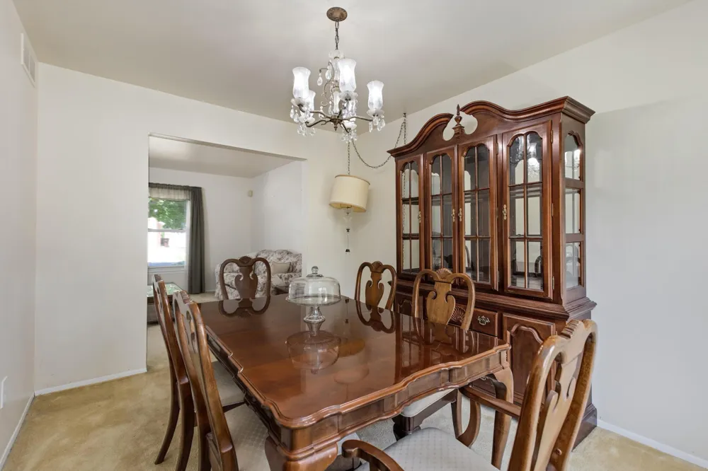 1577 Sheffield Drive Ypsilanti, MI 48198