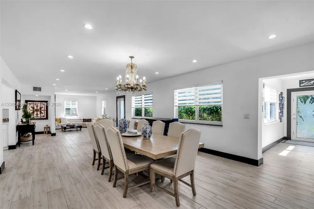 400 Central Blvd Miami, FL 33144