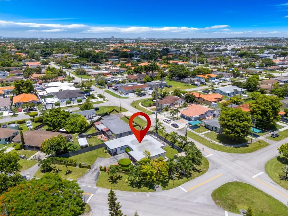 400 Central Blvd Miami, FL 33144